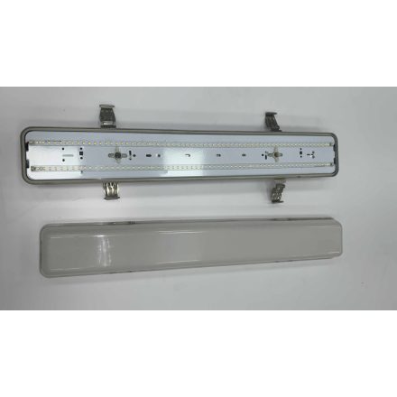 Por- és páramentes LED lámpatest, 18W, 650mm (HASZNÁLT)