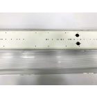 Por-és páramentes falon kívüli fénycsöves lámpatest, EVG, 2x36W, 1270x136x90mm (HASZNÁLT)